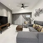 The Eaton Residences By Times 8