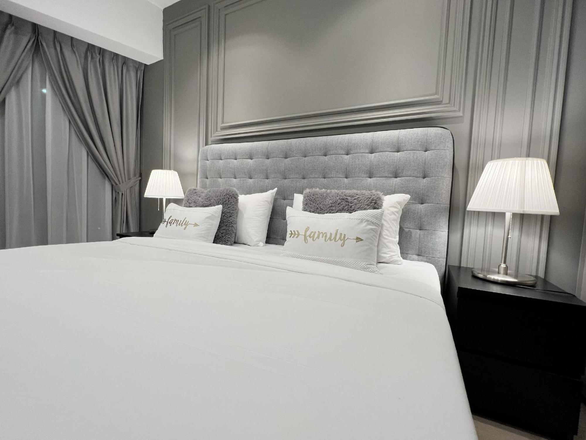 The Eaton Residences By Times 8