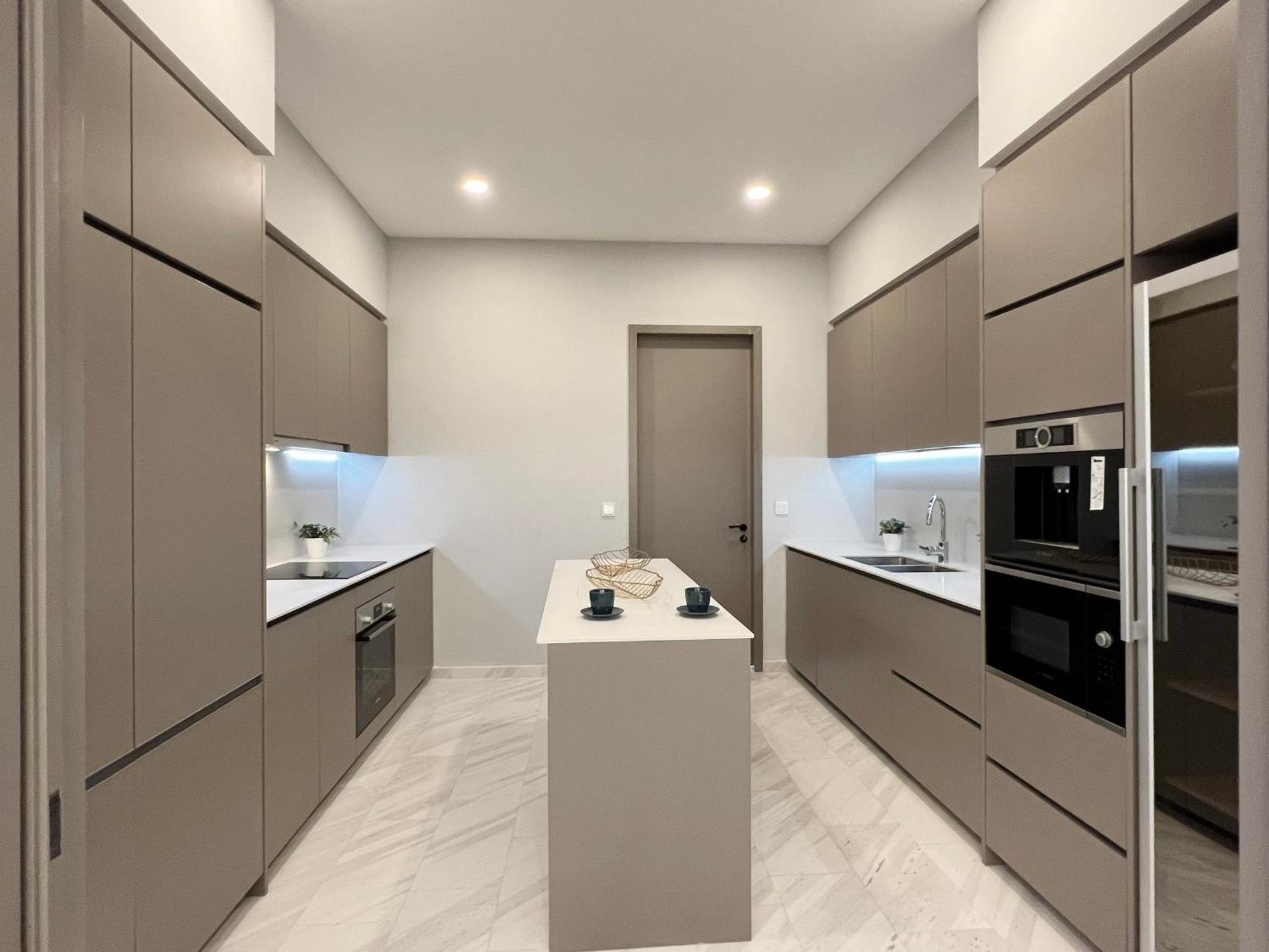 Aparthotel The Eaton Residences By Times 8